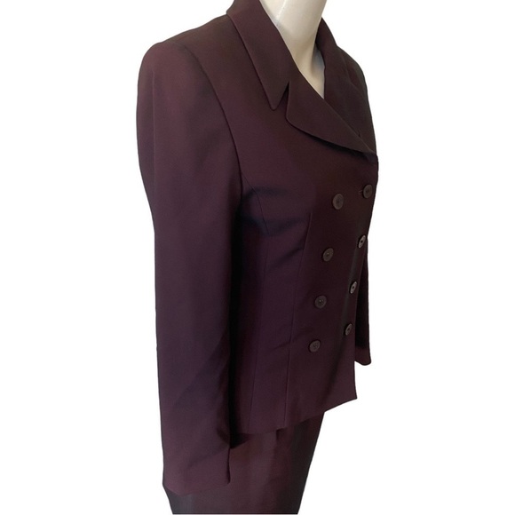 Amanda Smith Double Breasted Suit Dark Maroon Size 2P - Picture 2 of 6